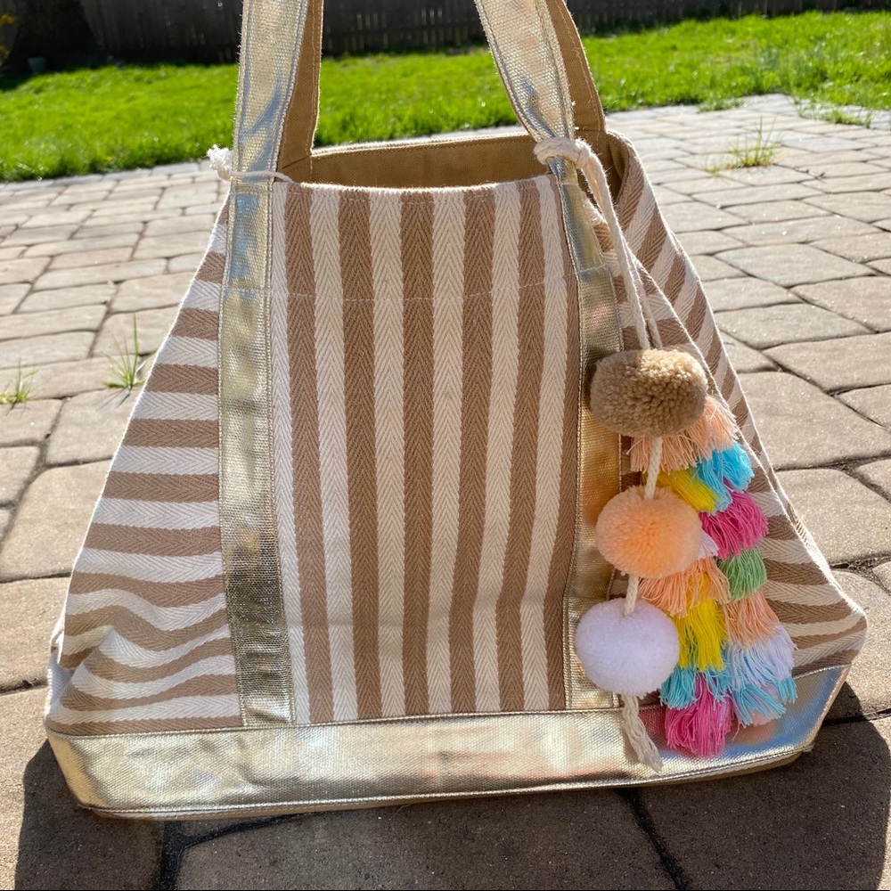 NWT JadeTribe Valerie Metallic Beach Bag
